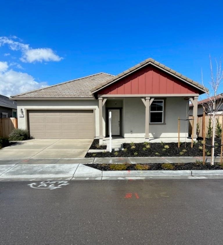 Residential Lease for rent at 923 OSPREY DR, Tracy, San Joaquin County CA featuring 3 beds and 2 baths