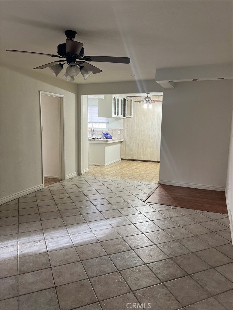 Residential Lease for rent at 44078 Cedar, Lancaster CA featuring 3 beds and 1 bath