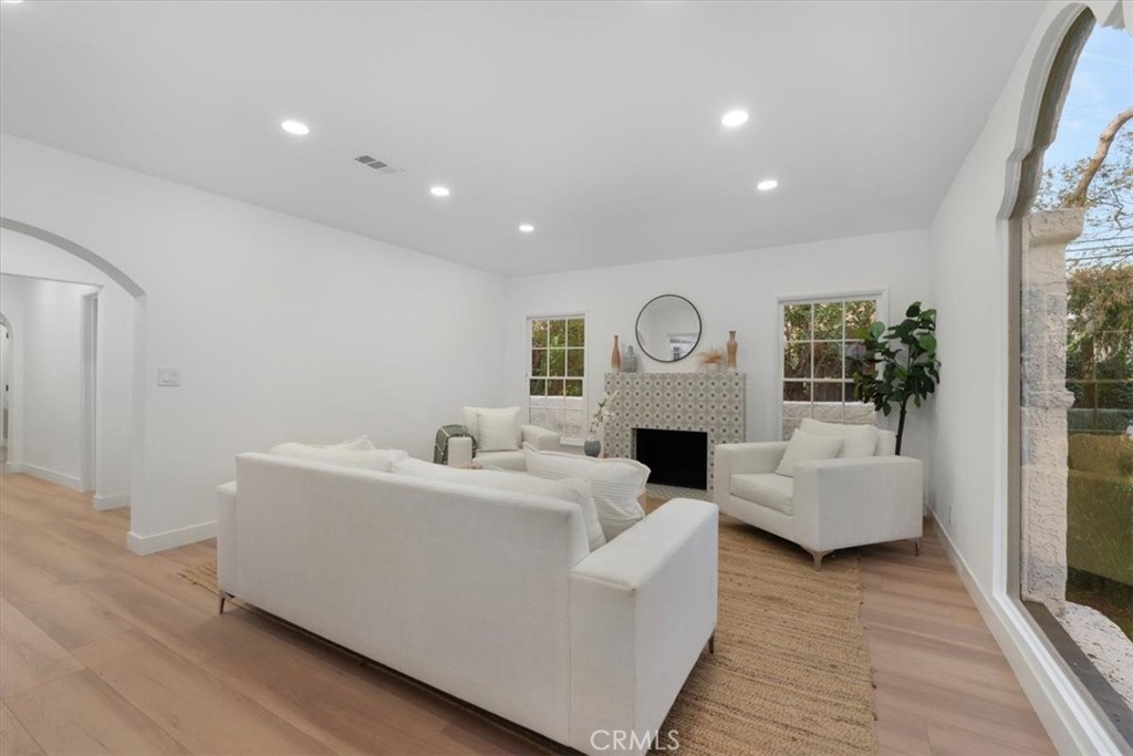 Residential for sale at 3905 Roxton Avenue, Los Angeles CA featuring 3 beds and 2 baths