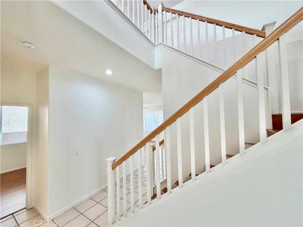 Residential Lease for rent at 23664 Groveland Place, Murrieta CA featuring 5 beds and 3 baths