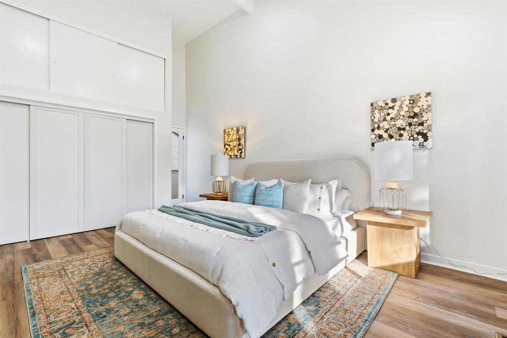 Residential for sale at 8441 Via Mallorca, La Jolla CA featuring 2 beds and 2 baths