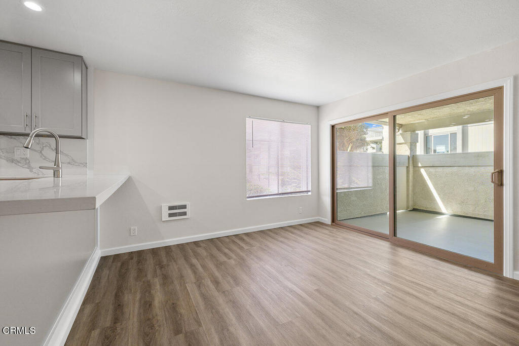 Residential for sale at 3107 Harbor Boulevard, Oxnard CA featuring 1 bed and 1 bath