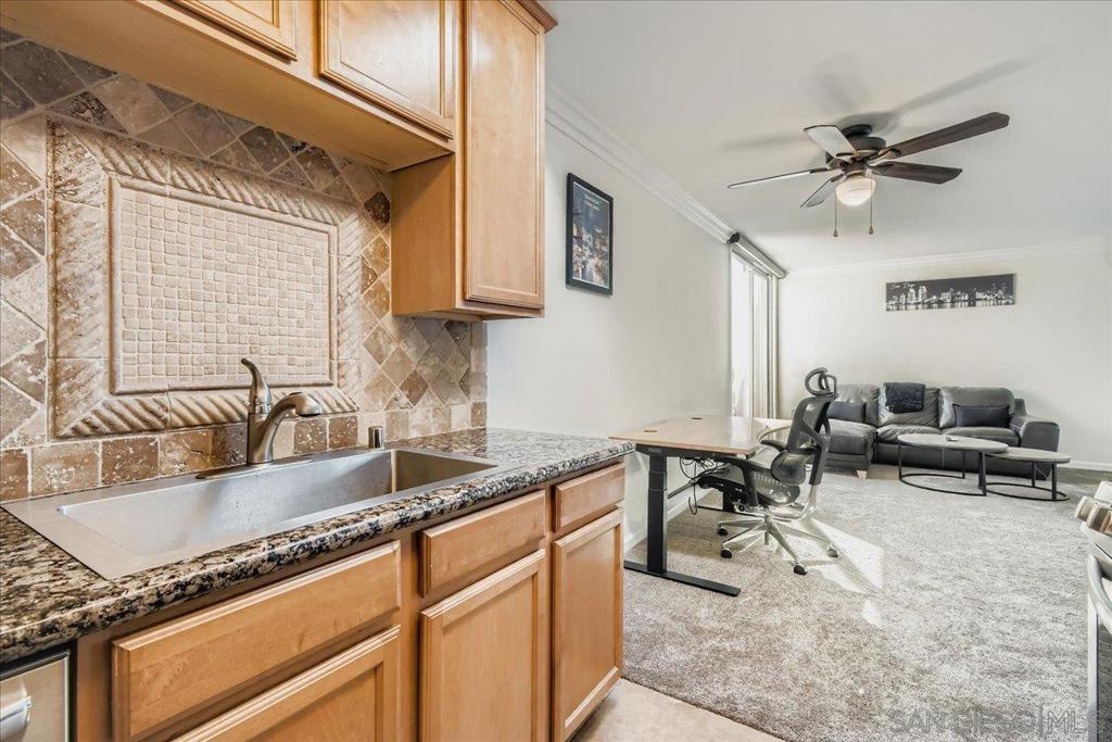 Residential for sale at 6333 Mount Ada Rd 279, San Diego CA featuring 1 bed and 1 bath