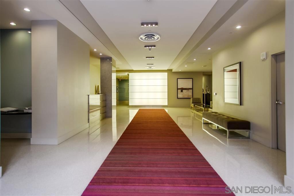 Residential Lease for rent at 1441 9TH AVE 2401, San Diego CA featuring 3 beds and 3 baths