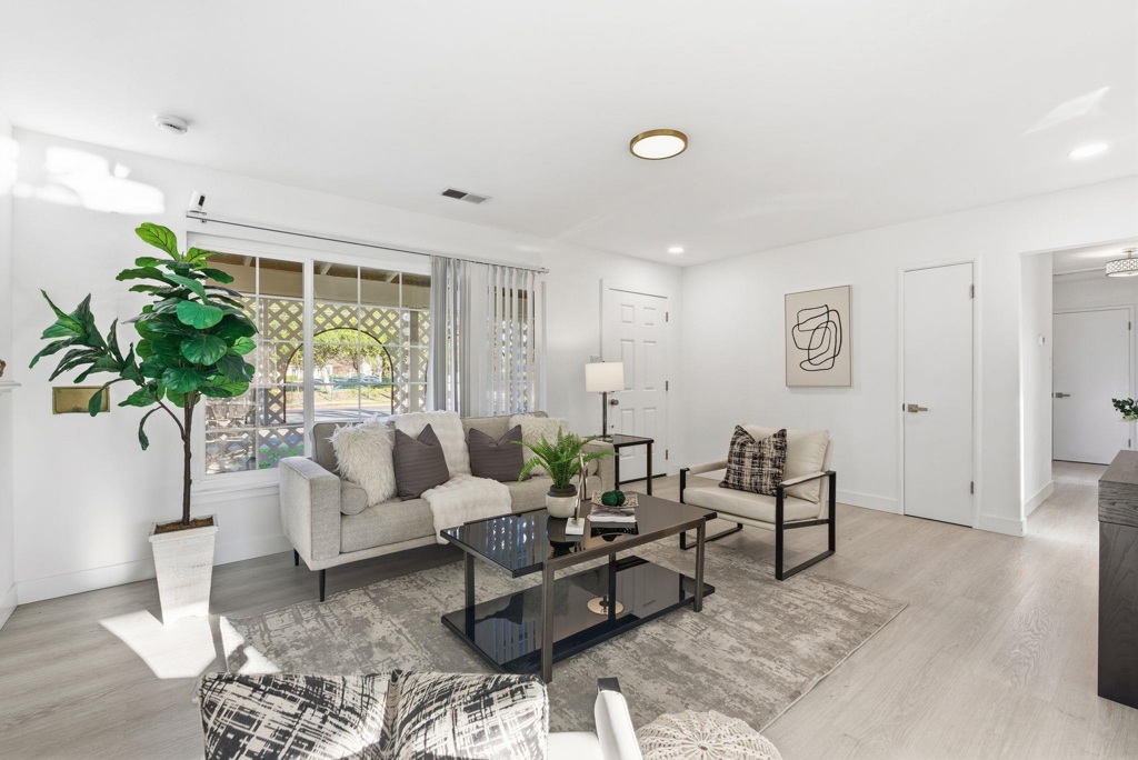 Residential for sale at 2719 Grant St, Concord CA featuring 3 beds and 1 bath