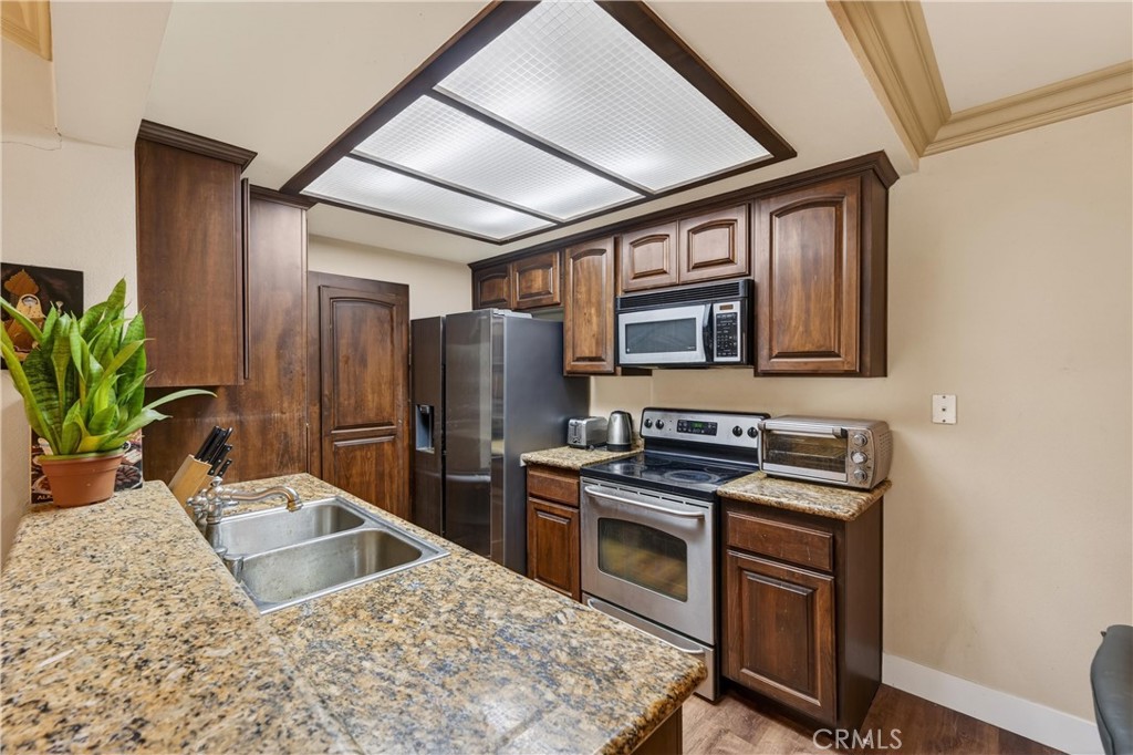 Residential for sale at 3535 Banbury Drive 94, Riverside CA featuring 1 bed and 1 bath