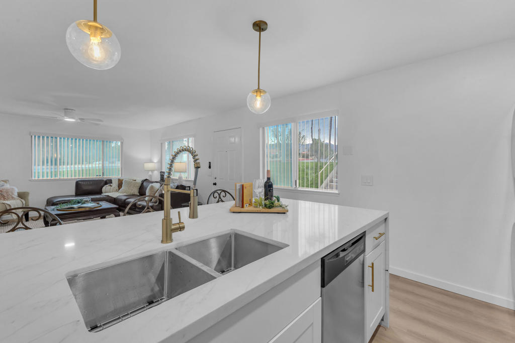 Residential Lease for rent at 72682 Thrush Road 1, Palm Desert CA featuring 2 beds and 1 bath