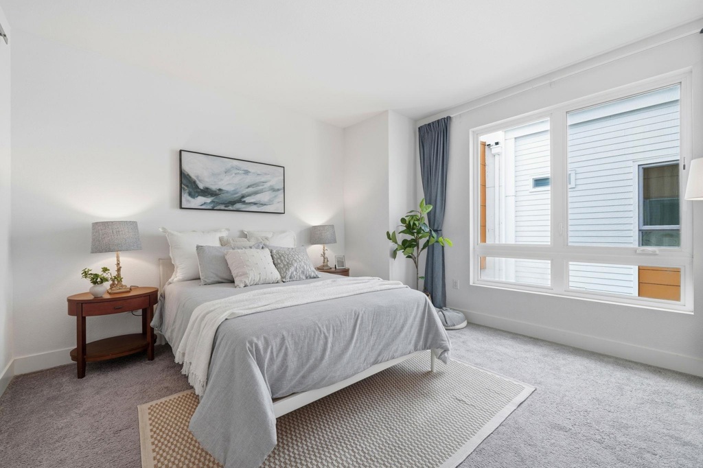 Residential for sale at 7906 Regional Cmn, Dublin CA featuring 2 beds and 3 baths