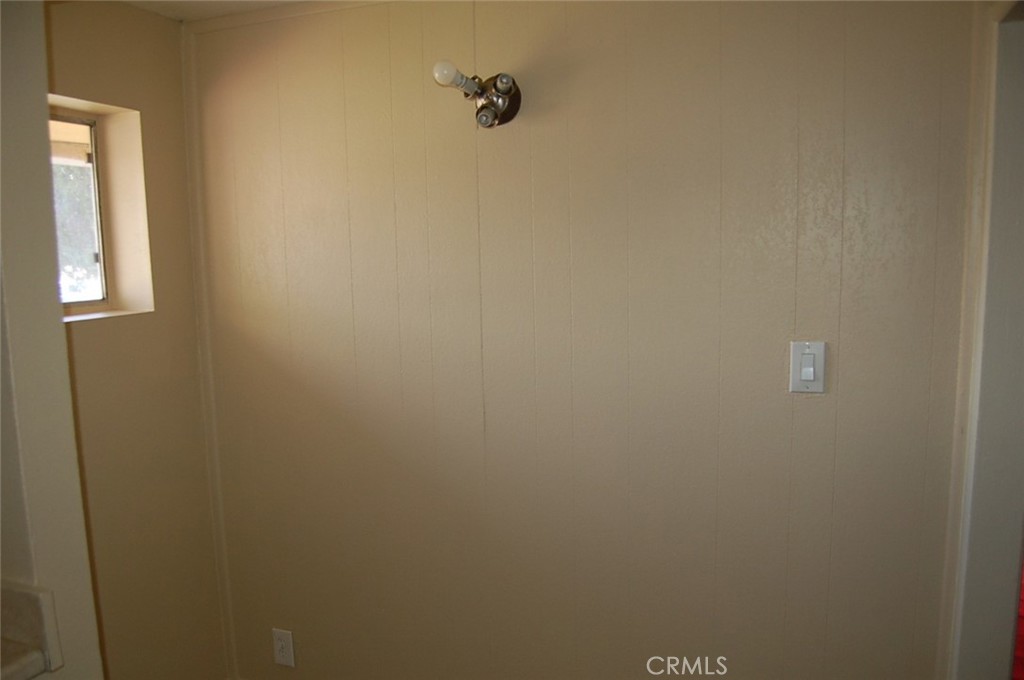 Residential Lease for rent at 8343 Trey Avenue A, Riverside CA featuring 2 beds and 1 bath