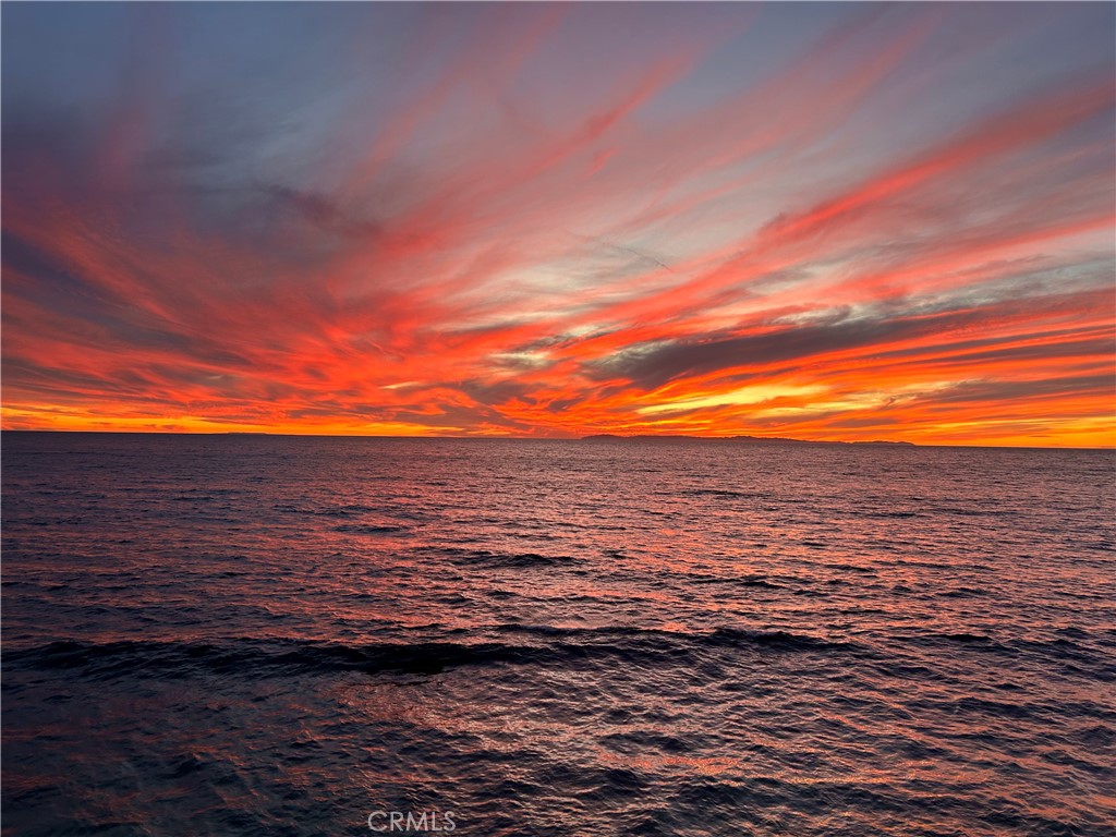 Residential Lease for rent at 1249 Ocean Front C, Laguna Beach CA featuring 3 beds and 2 baths