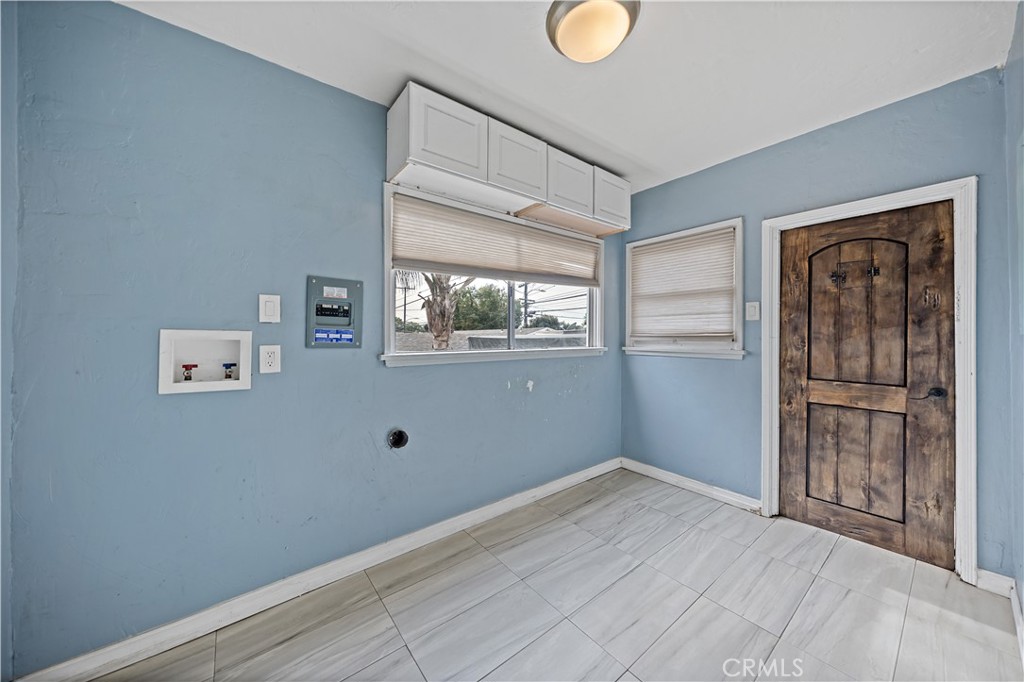 Residential for sale at 4208 Blanchard, Los Angeles CA featuring 3 beds and 1 bath