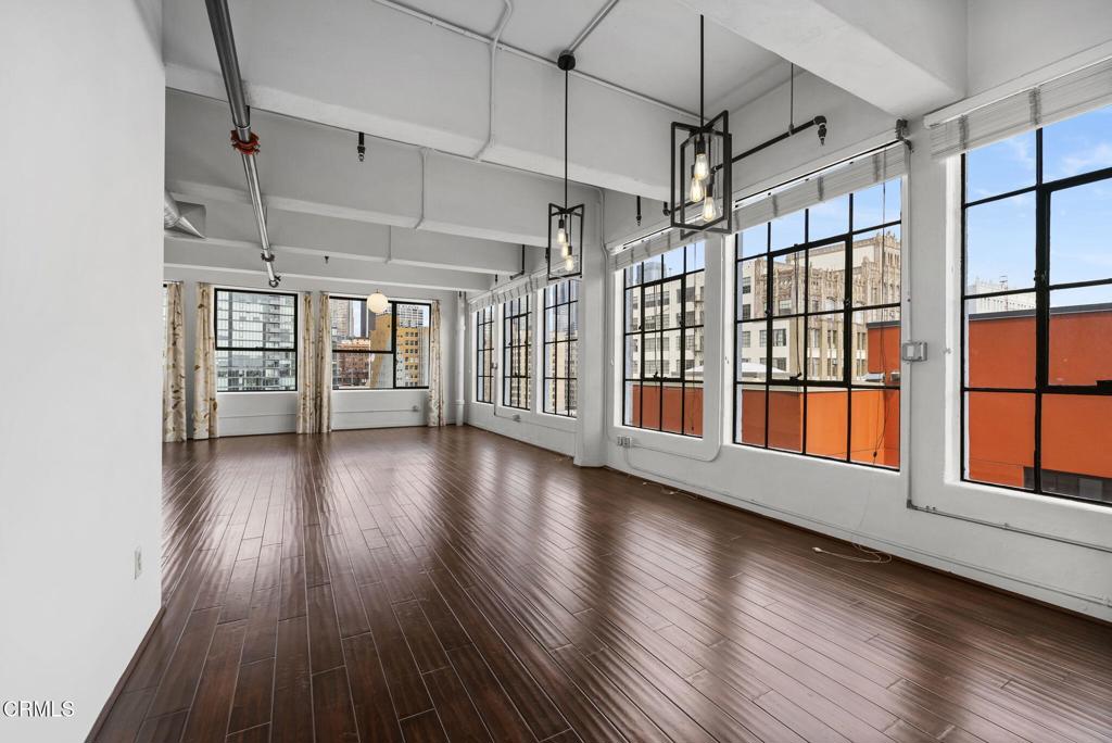 Residential for sale at 746 S Los Angeles Street 1001, Los Angeles CA and 1 bath