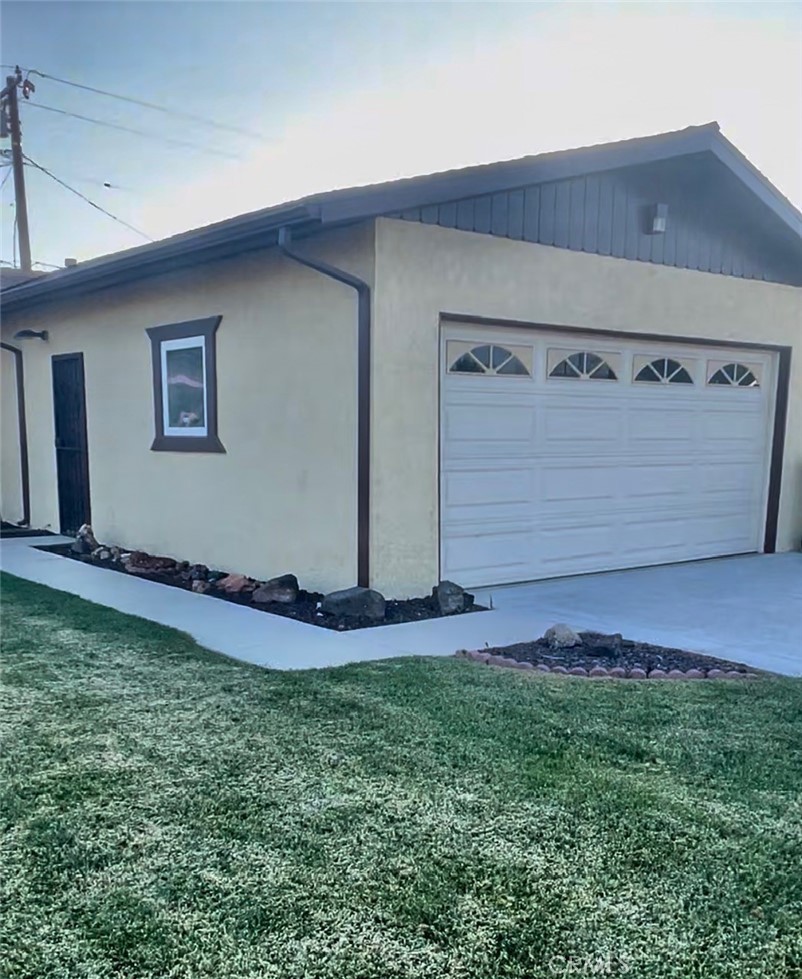 Residential for sale at 17375 Tullock Street, Bloomington CA featuring 3 beds and 2 baths