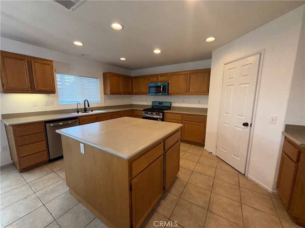 Residential for sale at 29162 Hydrangea Street, Murrieta CA featuring 4 beds and 3 baths