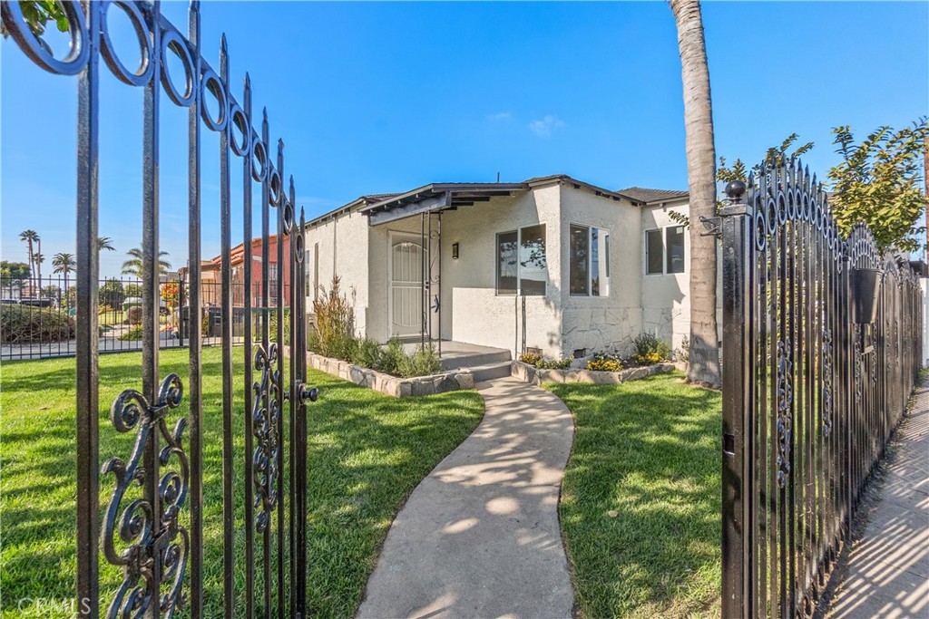 Residential Income for sale at 8921 Wadsworth, Los Angeles CA