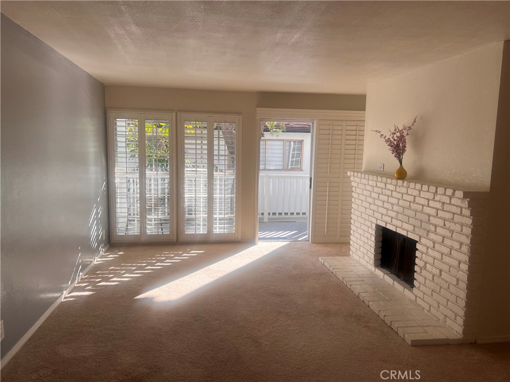Residential Lease for rent at 230 S Madison 207, Pasadena CA featuring 2 beds and 2 baths