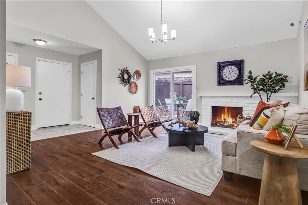 Residential for sale at 3543 Spanish Gate, Newbury Park CA featuring 3 beds and 2 baths