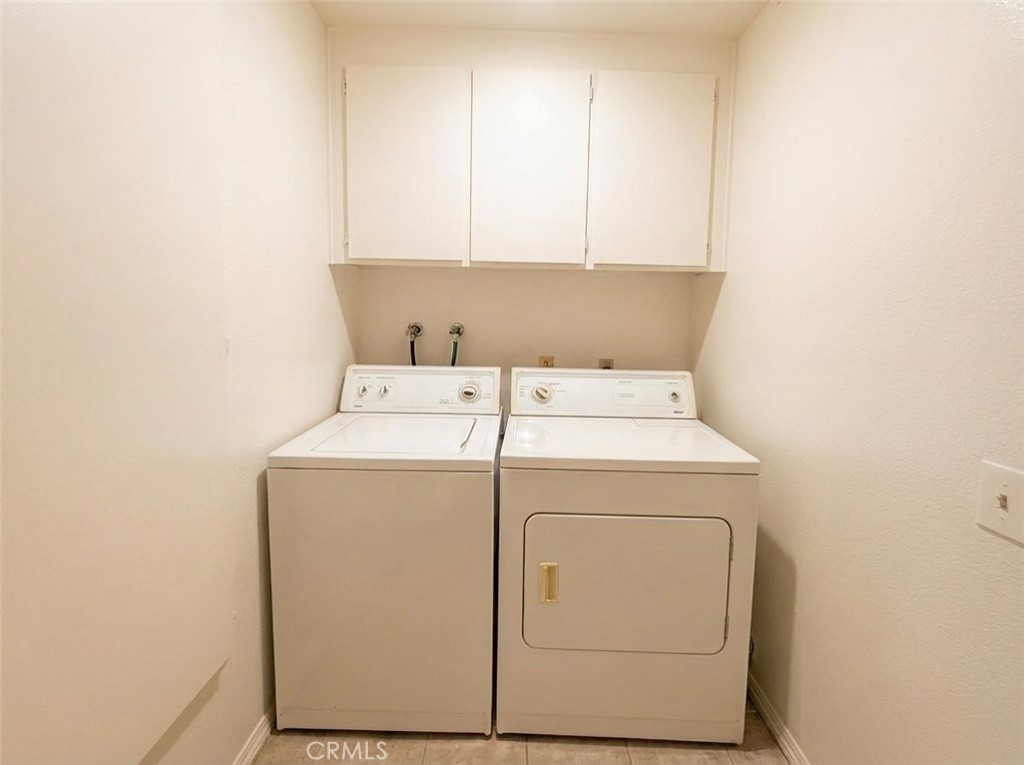 Residential Lease for rent at 7 Stanford Court, Irvine CA featuring 3 beds and 3 baths