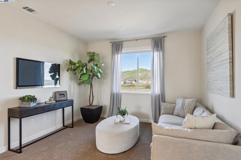 Residential for sale at 1488 Monument Ln, Fairfield CA featuring 4 beds and 3 baths