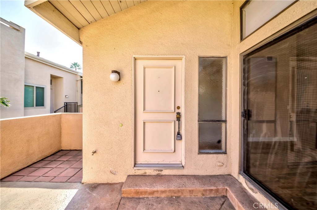 Residential Lease for rent at 1520 Windsor Lane 190, Fullerton CA featuring 2 beds and 2 baths