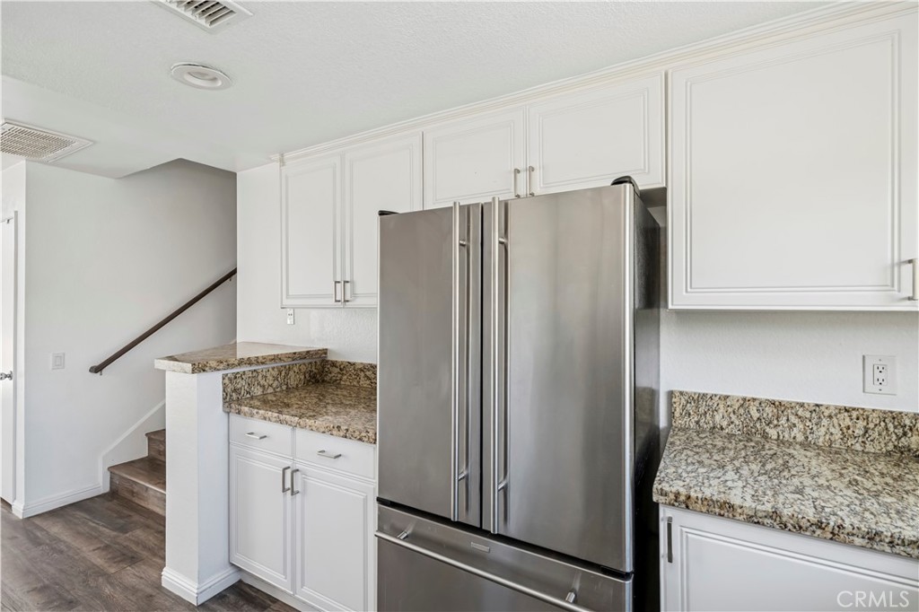 Residential for sale at 27906 Amber 231, Mission Viejo CA featuring 2 beds and 2 baths