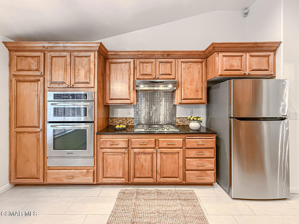 Residential for sale at 2457 Rutland Place, Thousand Oaks CA featuring 4 beds and 2 baths