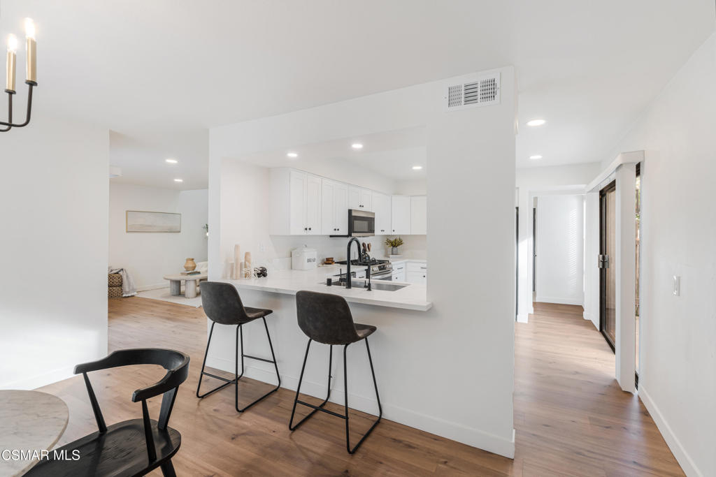 Residential for sale at 757 Shadow Lake Drive, Thousand Oaks CA featuring 3 beds and 3 baths