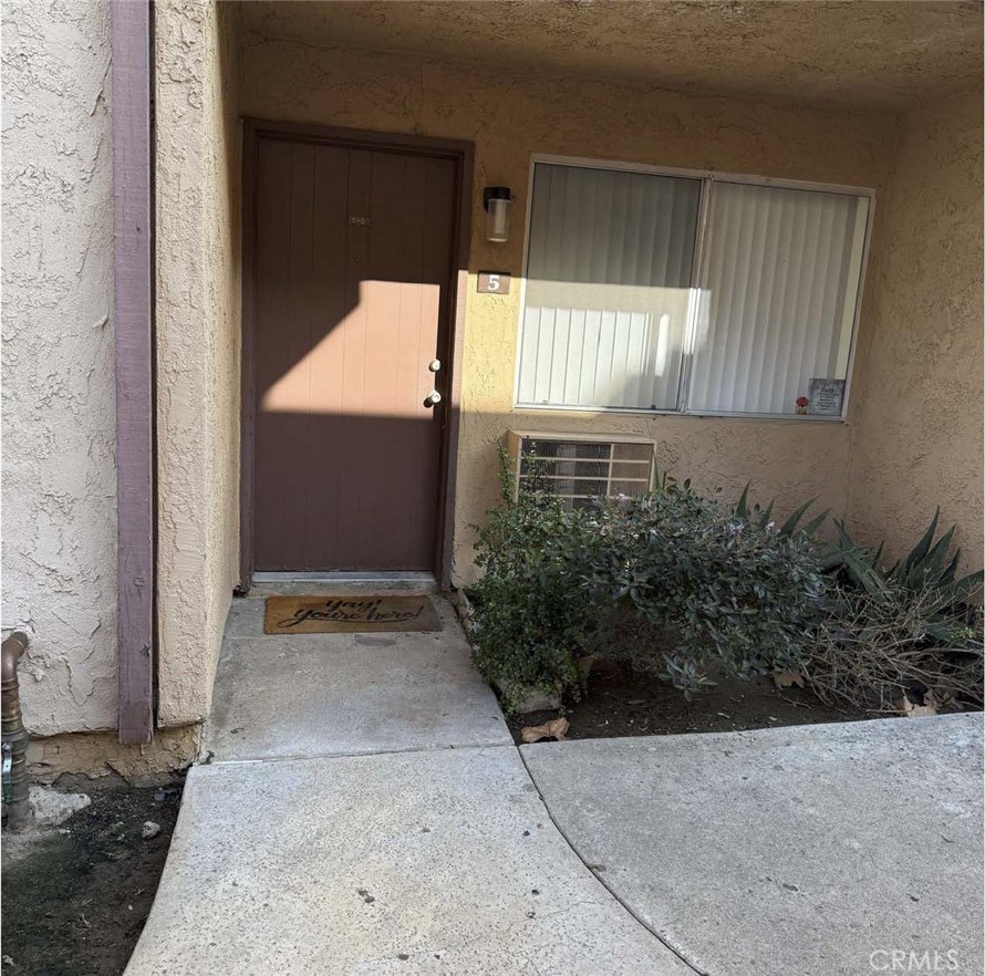 Residential for sale at 801 S Lyon Street 167(L-5), Santa Ana CA featuring 2 beds and 1 bath