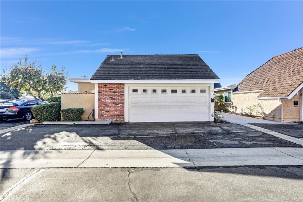 Residential for sale at 1072 N La Breda, Covina CA featuring 3 beds and 2 baths