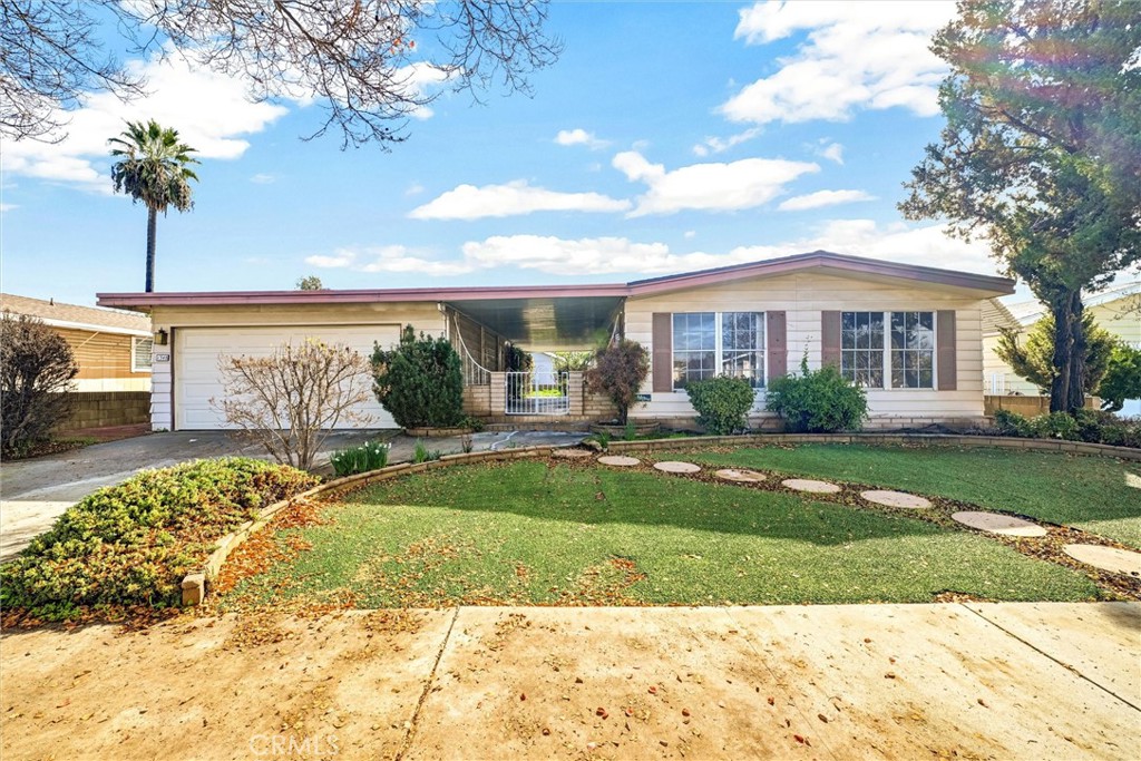 Residential for sale at 1348 Jasmine, Hemet CA featuring 2 beds and 2 baths