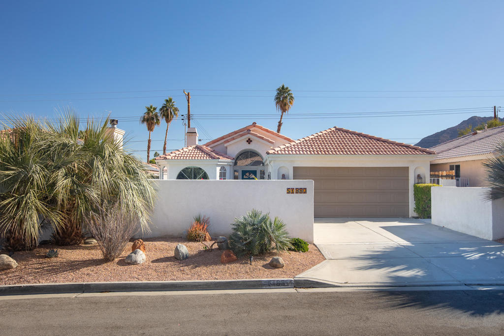 Residential Lease for rent at 51880 Avenida Madero, La Quinta CA featuring 3 beds and 2 baths