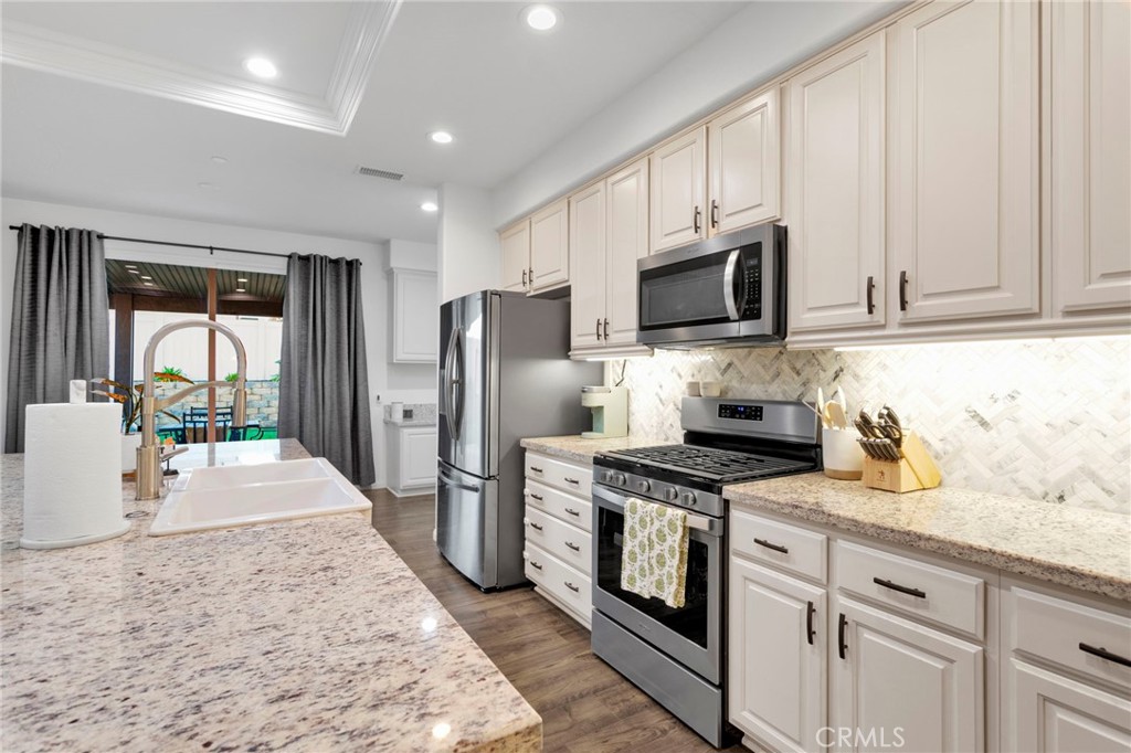 Residential for sale at 7249 Dayton, Hesperia CA featuring 4 beds and 2 baths