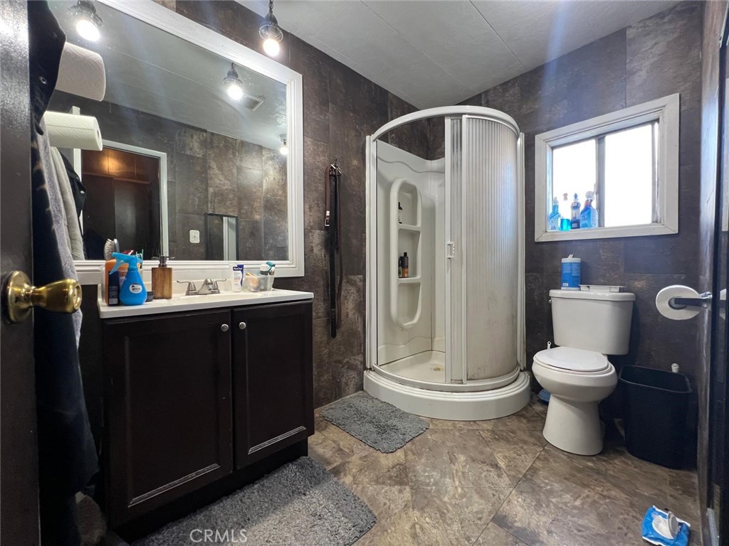 Manufactured In Park for sale at 5800 Hamner 387, Eastvale CA featuring 2 beds and 2 baths