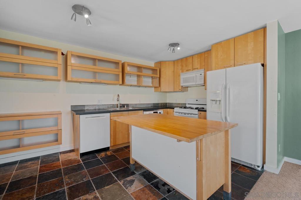 Residential for sale at 4165 1/2 Mississippi St, San Diego CA featuring 2 beds and 1 bath