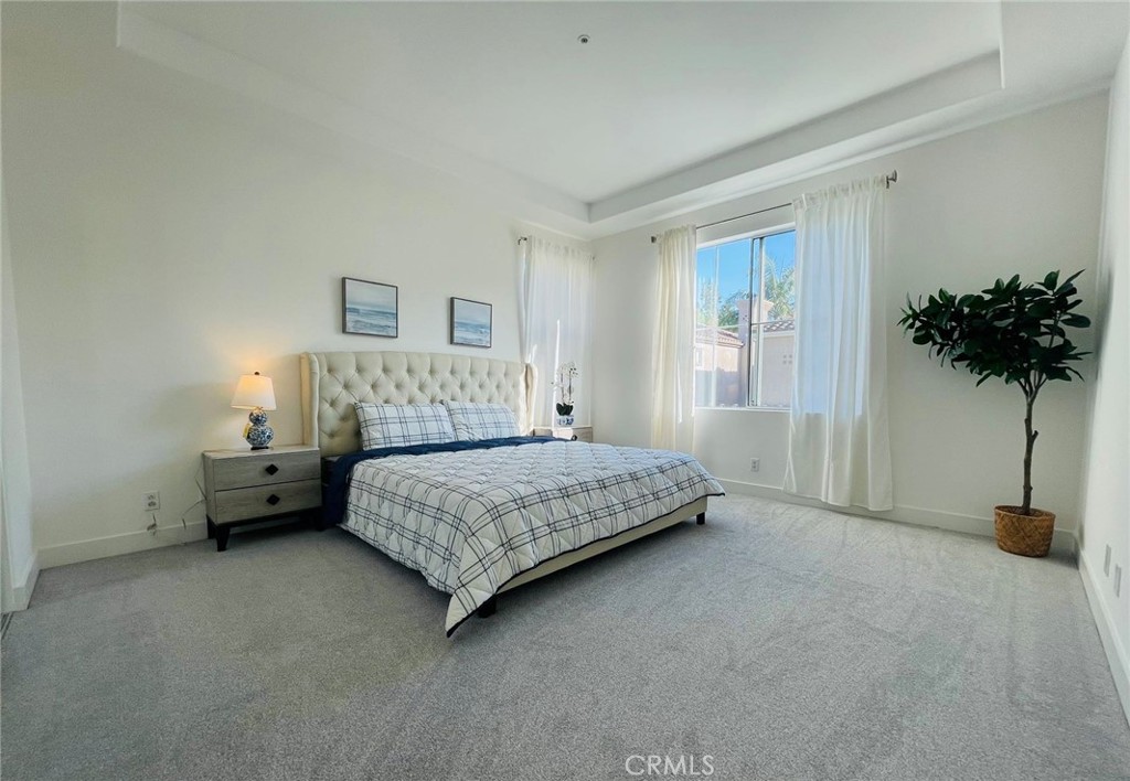 Residential Lease for rent at 59 Del Cambrea, Irvine CA featuring 3 beds and 3 baths