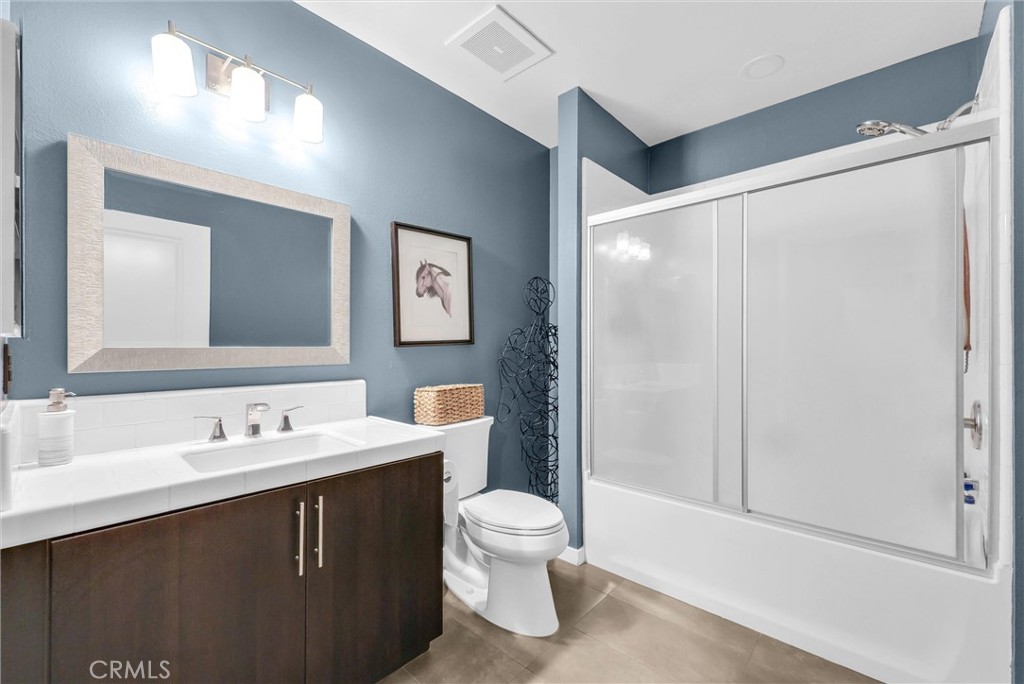 Residential for sale at 21 Gramercy 410, Irvine CA featuring 2 beds and 2 baths