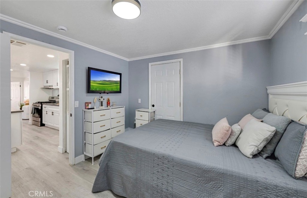 Manufactured In Park for sale at 11101 Imperial Hwy 85, Norwalk CA featuring 2 beds and 1 bath