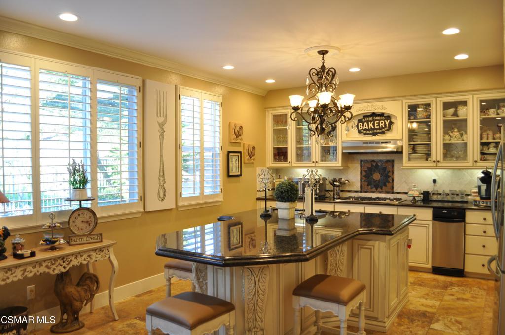 Residential for sale at 645 Corte Estrella, Camarillo CA featuring 4 beds and 3 baths