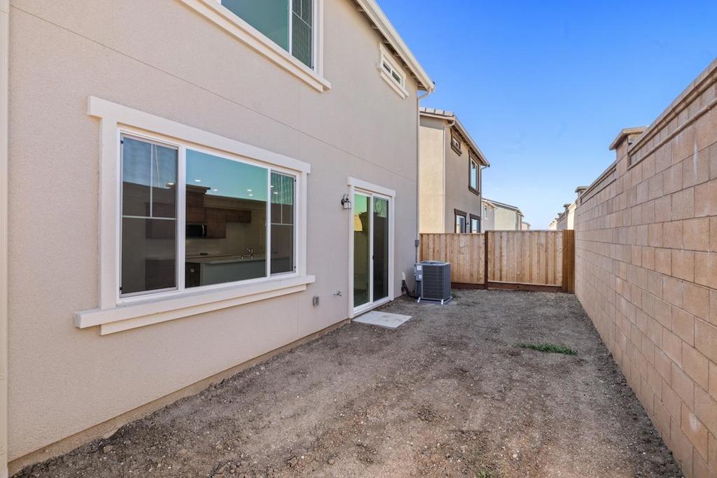 Residential for sale at 2250 Gladiola Drive, Hollister CA featuring 3 beds and 3 baths