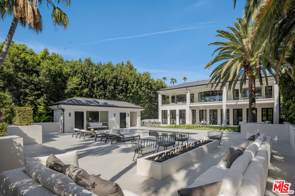 Residential for sale at 917 N Crescent Drive, Beverly Hills CA featuring 6 beds and 10 baths