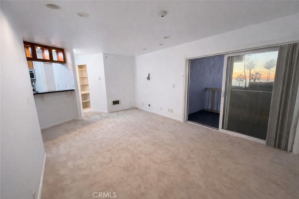 Residential Lease for rent at 630 The Village 302, Redondo Beach CA and 1 bath