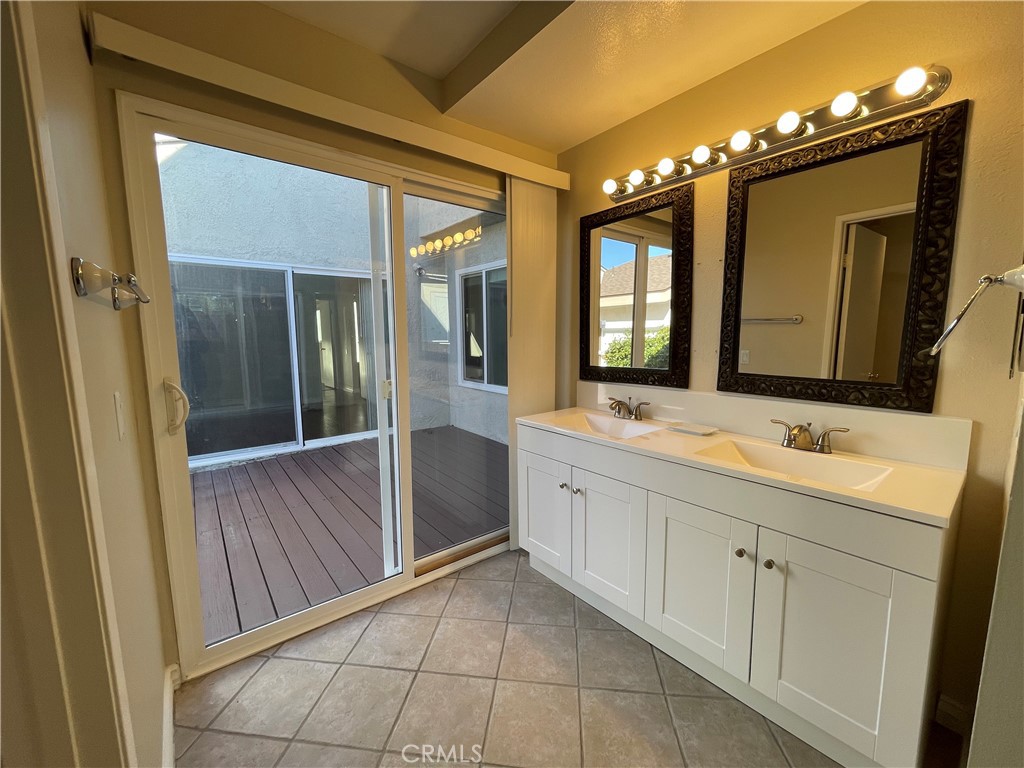 Residential Lease for rent at 25312 Cassandra Court, Mission Viejo CA featuring 3 beds and 2 baths