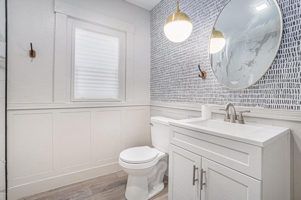 Residential for sale at 513 Arch Street, Martinez CA featuring 2 beds and 1 bath