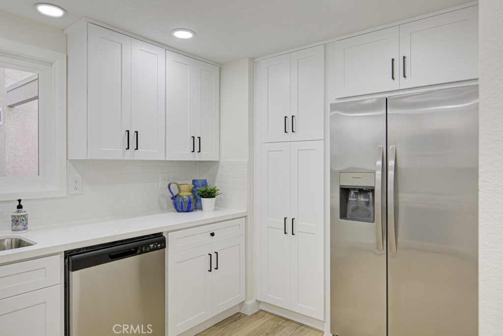 Residential for sale at 5499 Paseo Del Lago W 2D, Laguna Woods CA featuring 2 beds and 2 baths