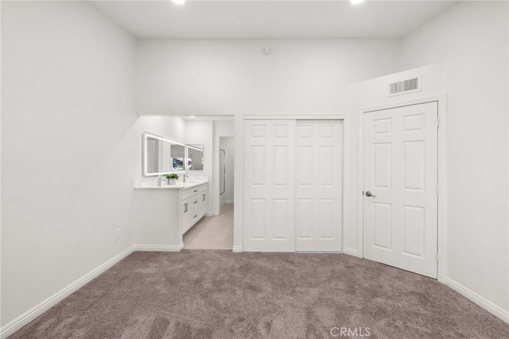 Residential for sale at 6948 Laguna, Rancho Cucamonga CA featuring 2 beds and 3 baths