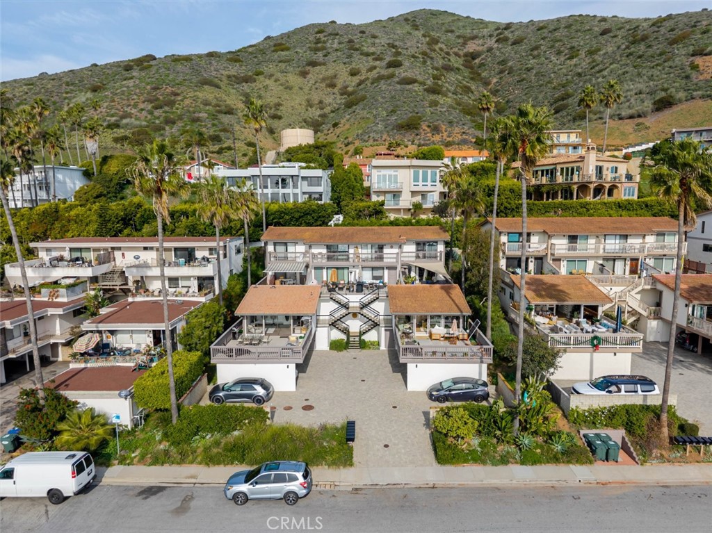 Residential Lease for rent at 11813 Ellice Street, Malibu CA featuring 1 bed and 1 bath