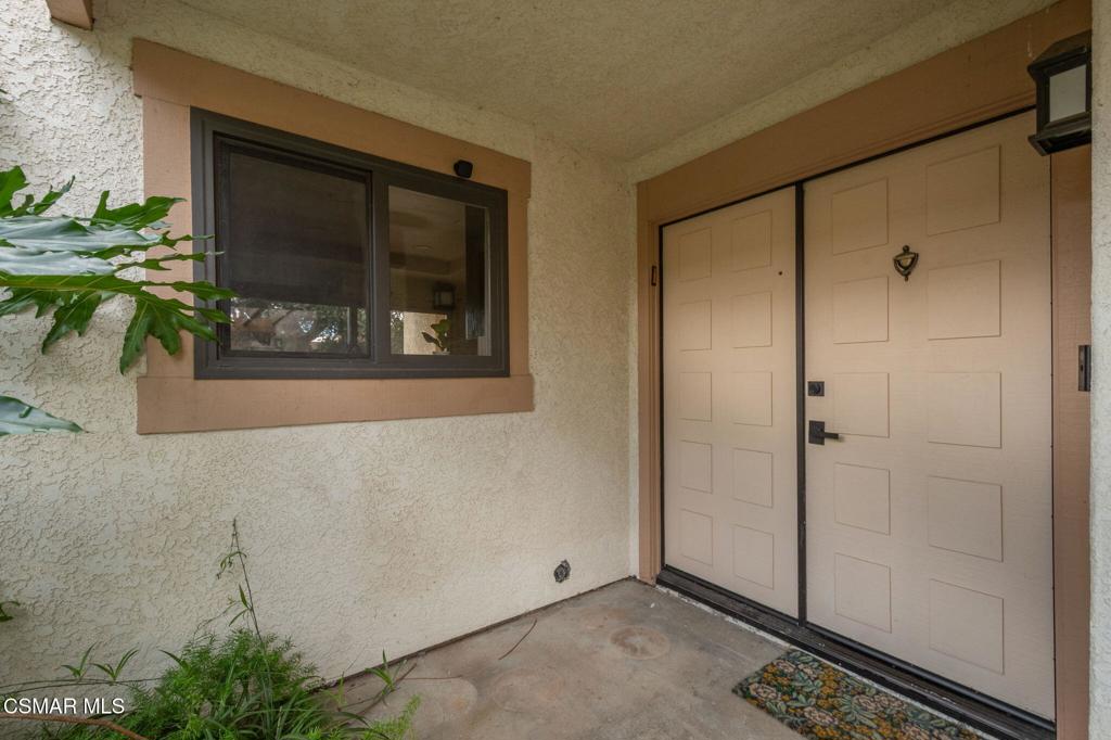 Residential for sale at 250 Mariposa Drive, Newbury Park CA featuring 3 beds and 3 baths