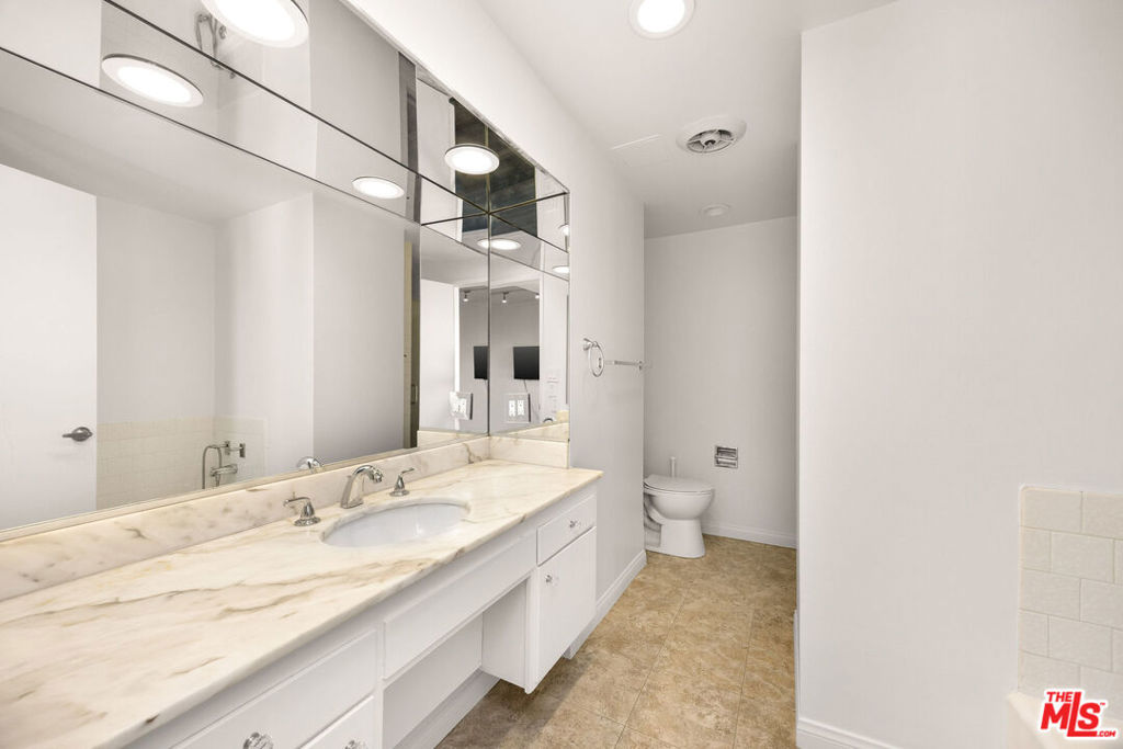 Residential Lease for rent at 838 N Doheny Drive 906, West Hollywood CA featuring 2 beds and 3 baths