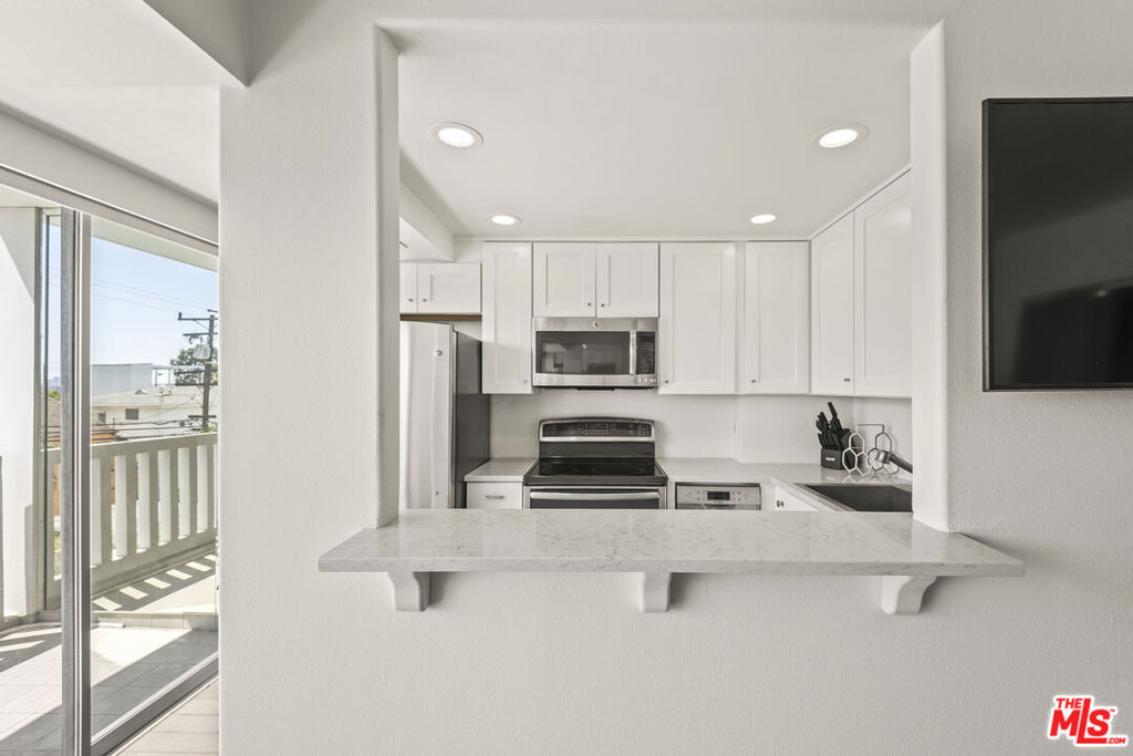 Residential for sale at 999 N Doheny Drive 211, West Hollywood CA and 1 bath