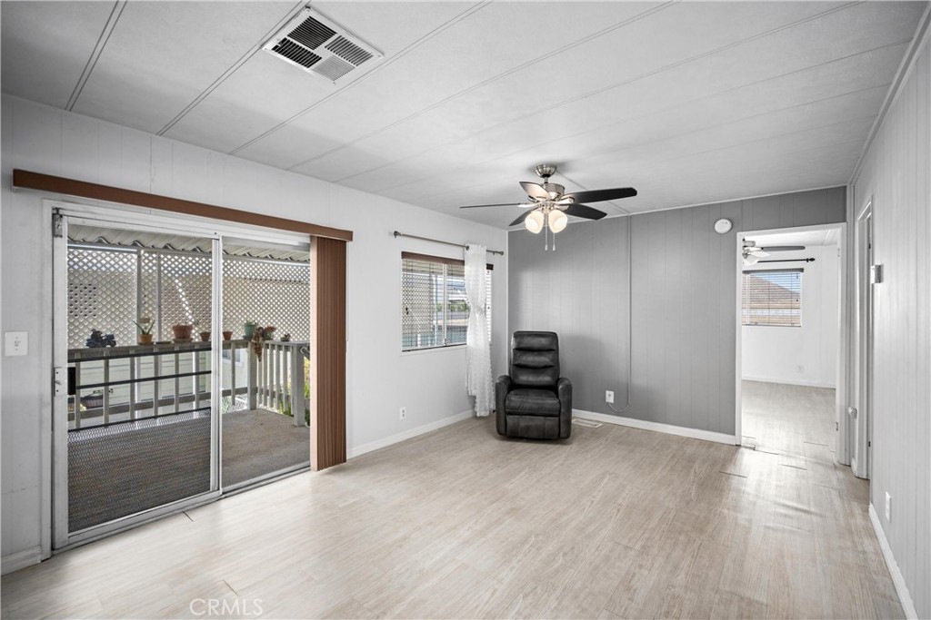 Manufactured In Park for sale at 5001 W Florida 763, Hemet CA featuring 2 beds and 2 baths